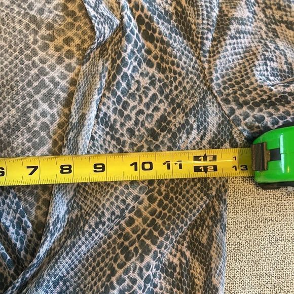 Only Hearts Helena Stuart Snake Skin top - Picture 7 of 9
